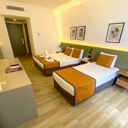Queen's Park Goynuk ホテル 5*