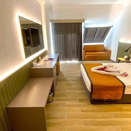 كوينز بارك غوينوك- الشامل كليًا 5* كمر